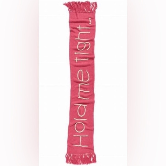 New WILDFOX COUTURE Flirtatious ‘Hold Me Tight’ Chainlink Scarf in Doll Pink - Picture 2 of 10